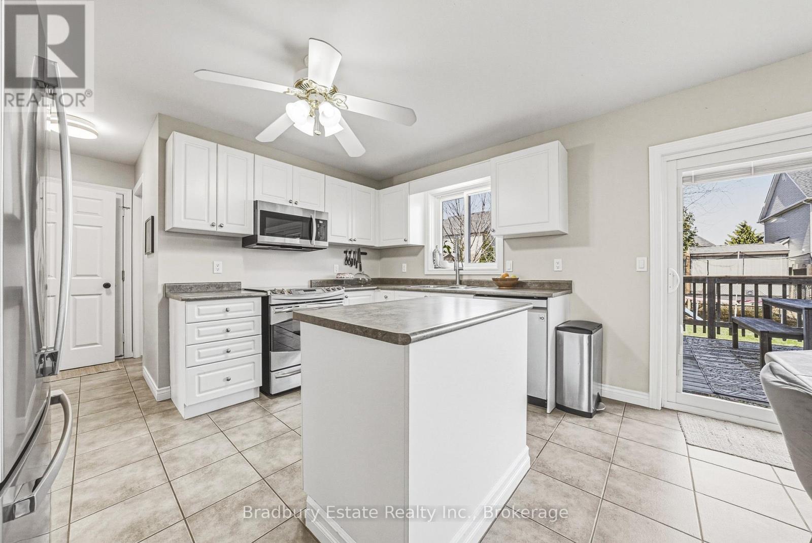 6 Las Road, West Lincoln, Ontario  L0R 2A0 - Photo 14 - X12979076