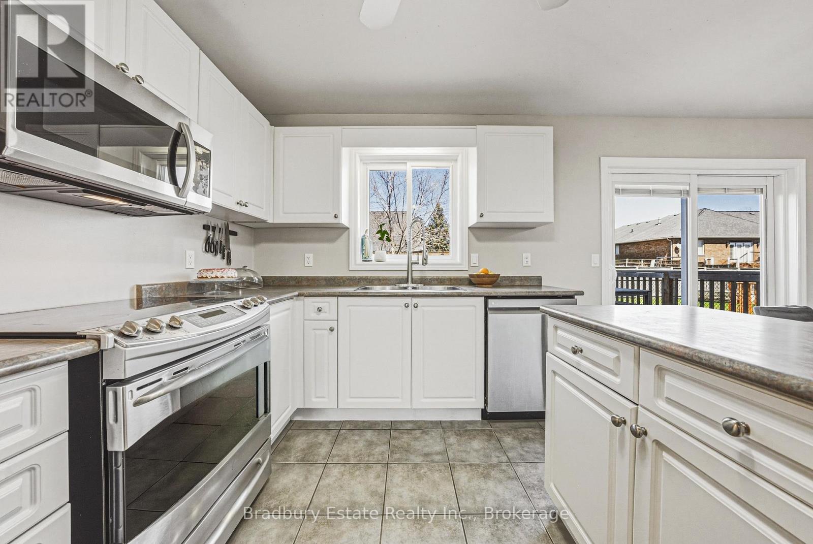 6 Las Road, West Lincoln, Ontario  L0R 2A0 - Photo 15 - X12979076