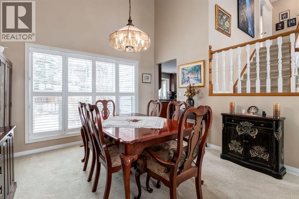 51 Woodacres Crescent SW, Calgary, Alberta  T2W 4V5 - Photo 7 - A2298947