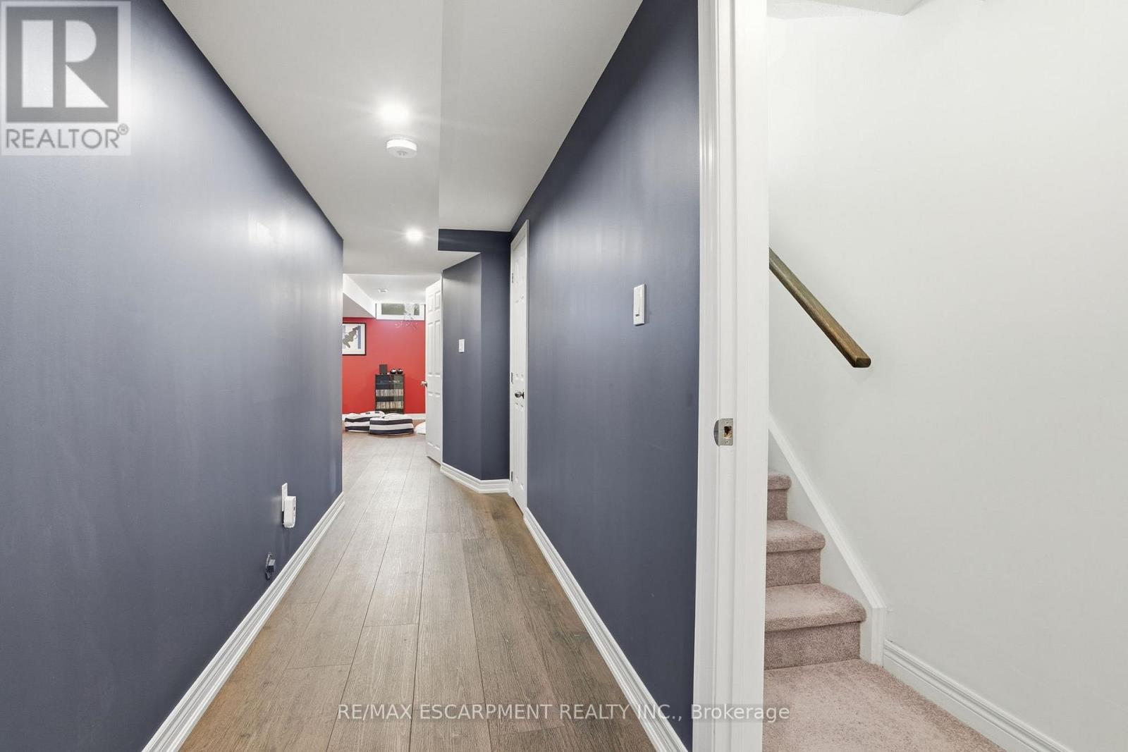 13 Marina Point Crescent, Hamilton, Ontario  L8E 0E4 - Photo 27 - X12978756