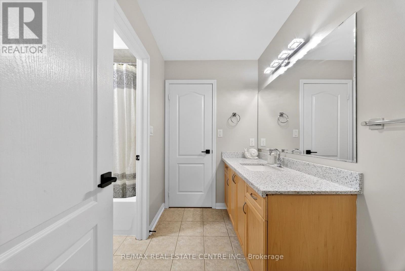 207 Arthur Fach Drive, Cambridge, Ontario  N1T 2G2 - Photo 31 - X12978766