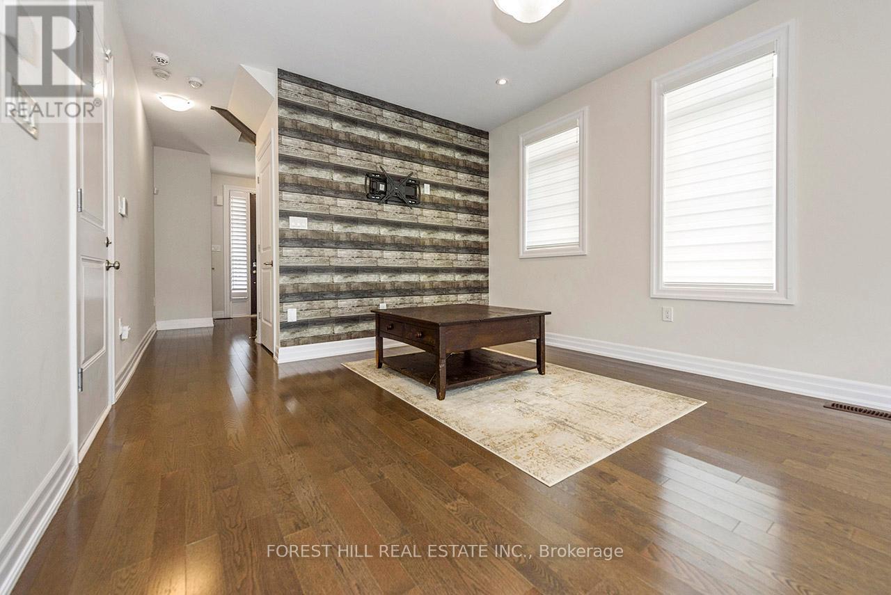 35 Windsor Circle, Niagara-On-The-Lake, Ontario  L7S 1J0 - Photo 11 - X12978804