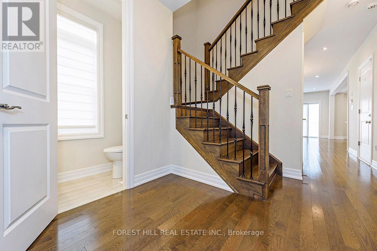 35 Windsor Circle, Niagara-On-The-Lake, Ontario  L7S 1J0 - Photo 5 - X12978804