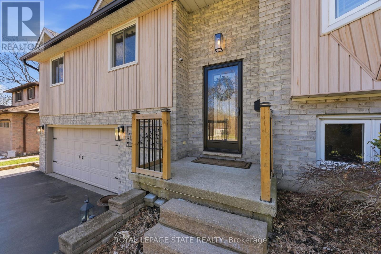 303 Orkney Street W, Haldimand, Ontario  N3W 1A3 - Photo 10 - X12978814