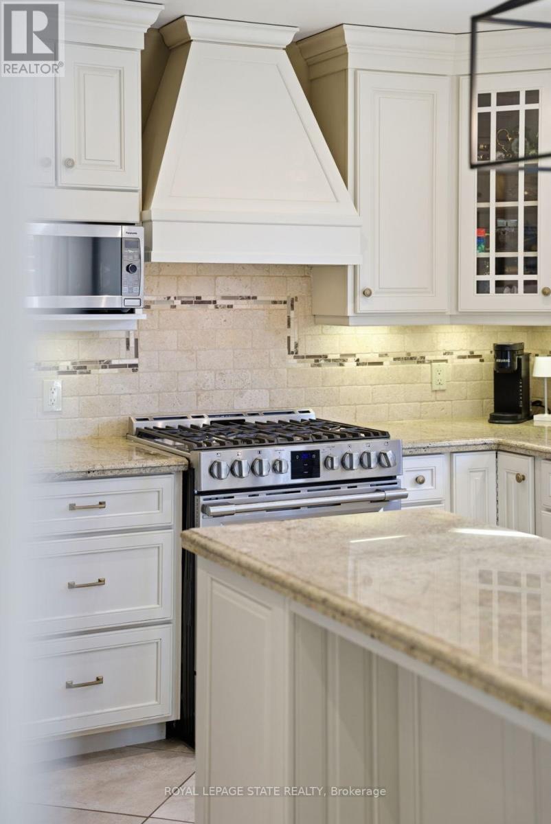 303 Orkney Street W, Haldimand, Ontario  N3W 1A3 - Photo 22 - X12978814