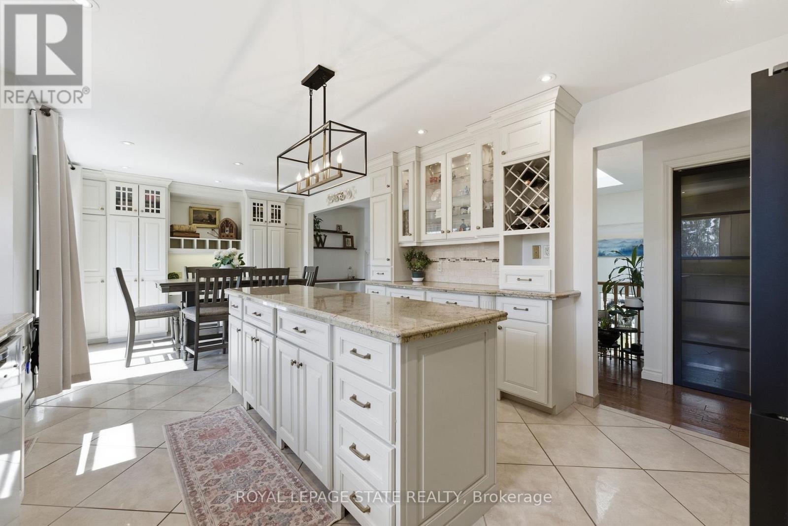 303 Orkney Street W, Haldimand, Ontario  N3W 1A3 - Photo 25 - X12978814