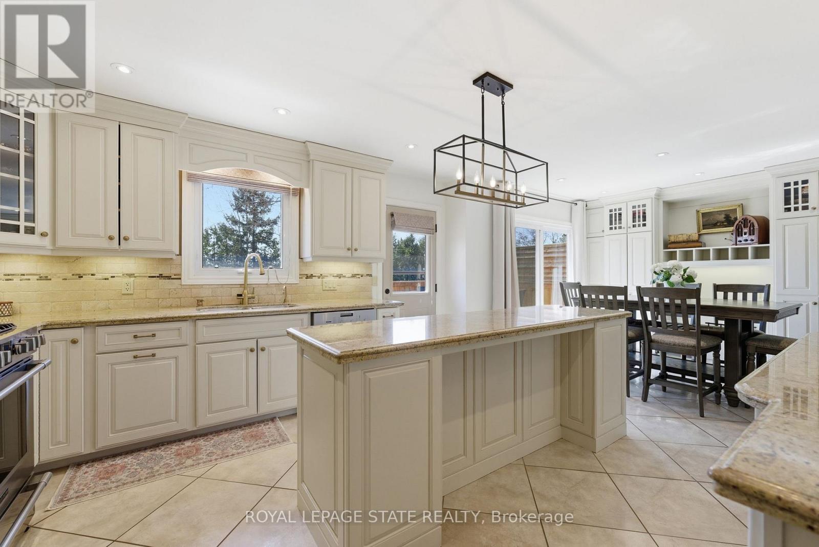 303 Orkney Street W, Haldimand, Ontario  N3W 1A3 - Photo 26 - X12978814