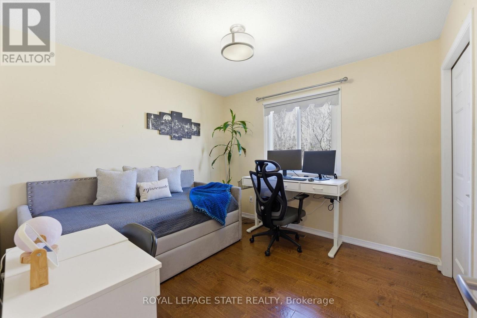 303 Orkney Street W, Haldimand, Ontario  N3W 1A3 - Photo 29 - X12978814