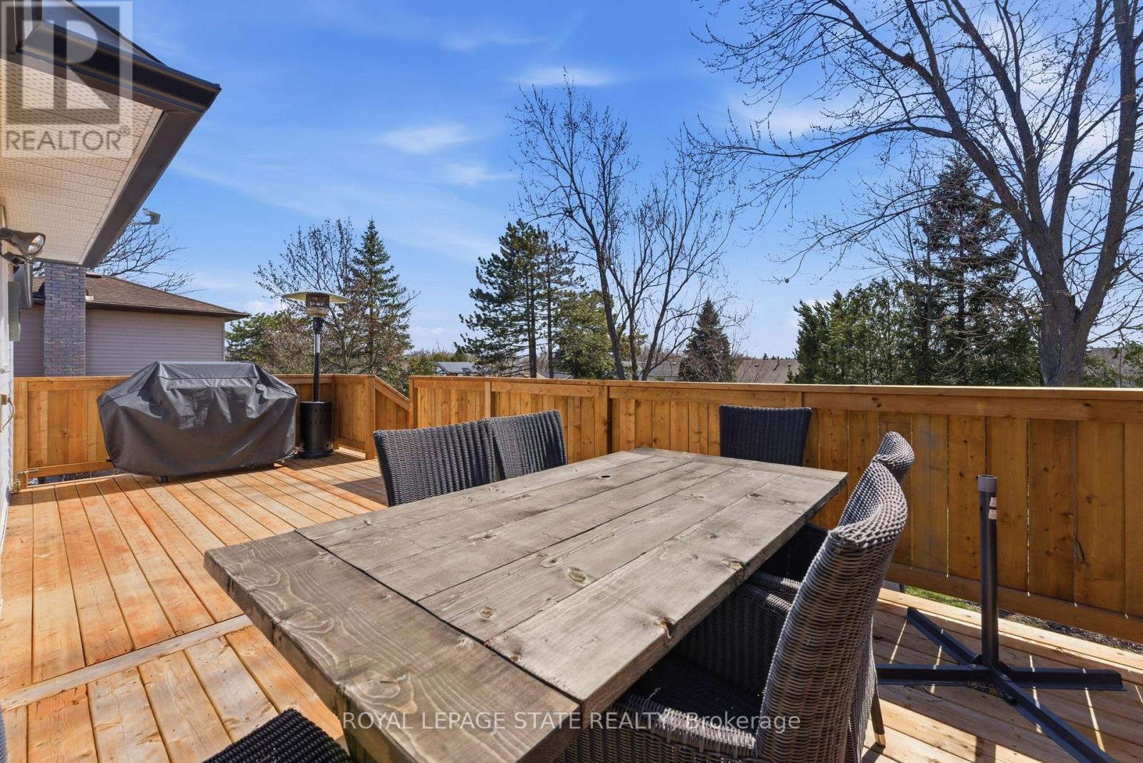 303 Orkney Street W, Haldimand, Ontario  N3W 1A3 - Photo 44 - X12978814