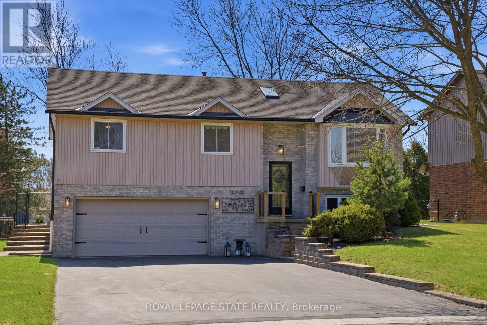 303 Orkney Street W, Haldimand, Ontario  N3W 1A3 - Photo 5 - X12978814