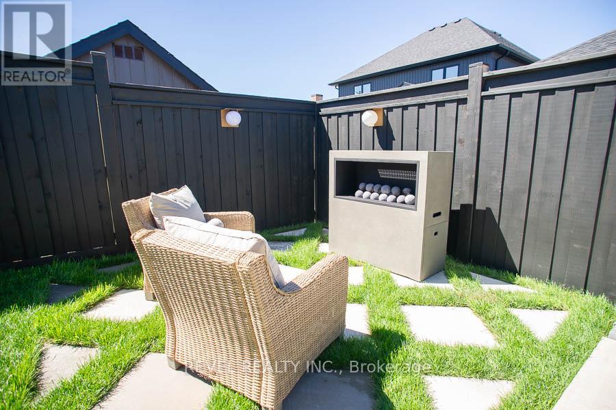 26 Gibbons Street, Norfolk, Ontario  N0E 1Y0 - Photo 40 - X12978896