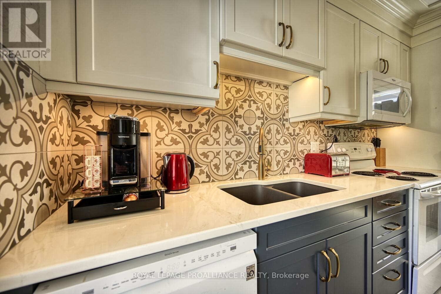 62 Beecher Street, Brockville, Ontario  K6V 5M3 - Photo 15 - X12979174