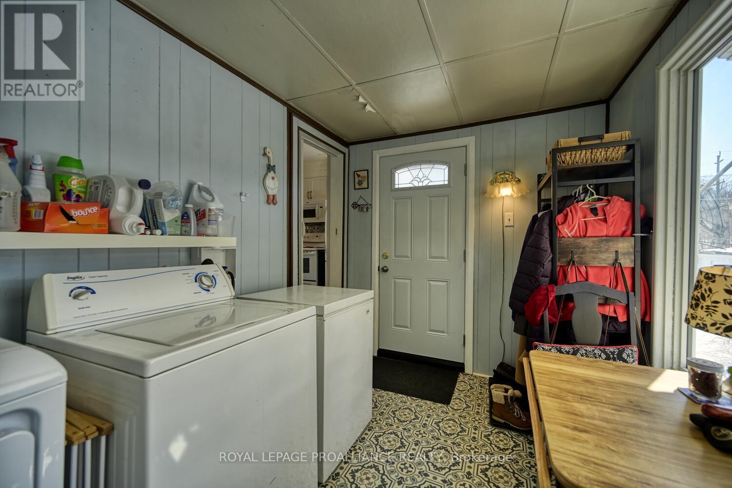 62 Beecher Street, Brockville, Ontario  K6V 5M3 - Photo 19 - X12979174