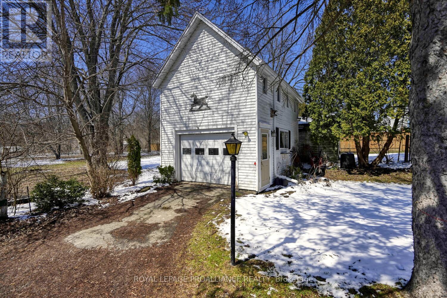 62 Beecher Street, Brockville, Ontario  K6V 5M3 - Photo 34 - X12979174