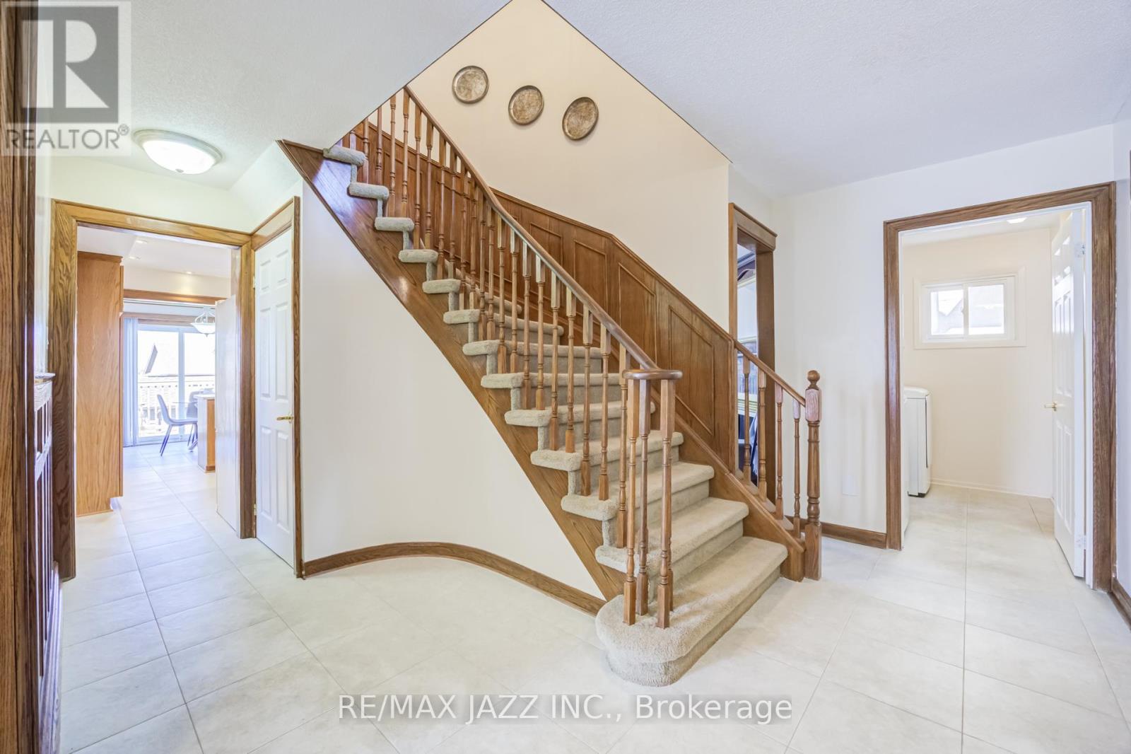 2 Coomer Crescent, Ajax, Ontario  L1T 3B6 - Photo 2 - E12979142