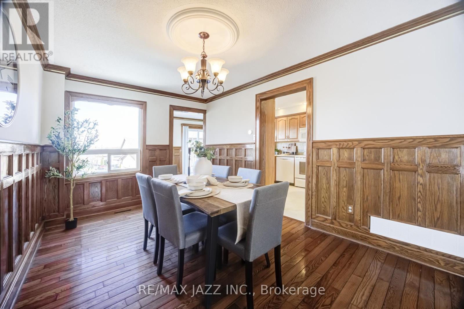 2 Coomer Crescent, Ajax, Ontario  L1T 3B6 - Photo 8 - E12979142