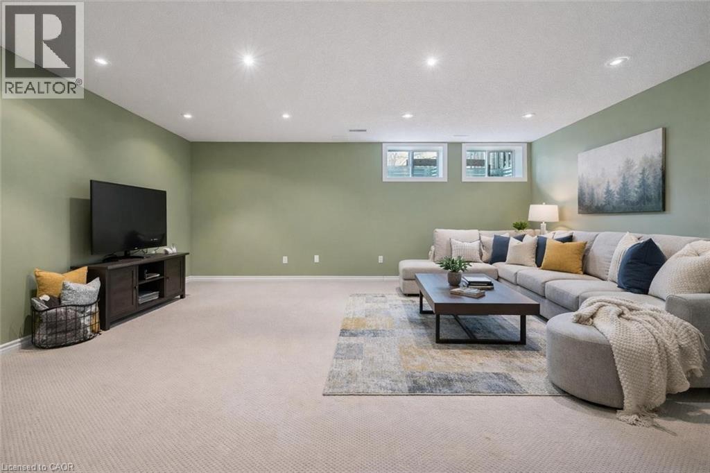 210 Dawn Avenue Unit# 38, Guelph, Ontario  N1G 5L5 - Photo 14 - 40818396