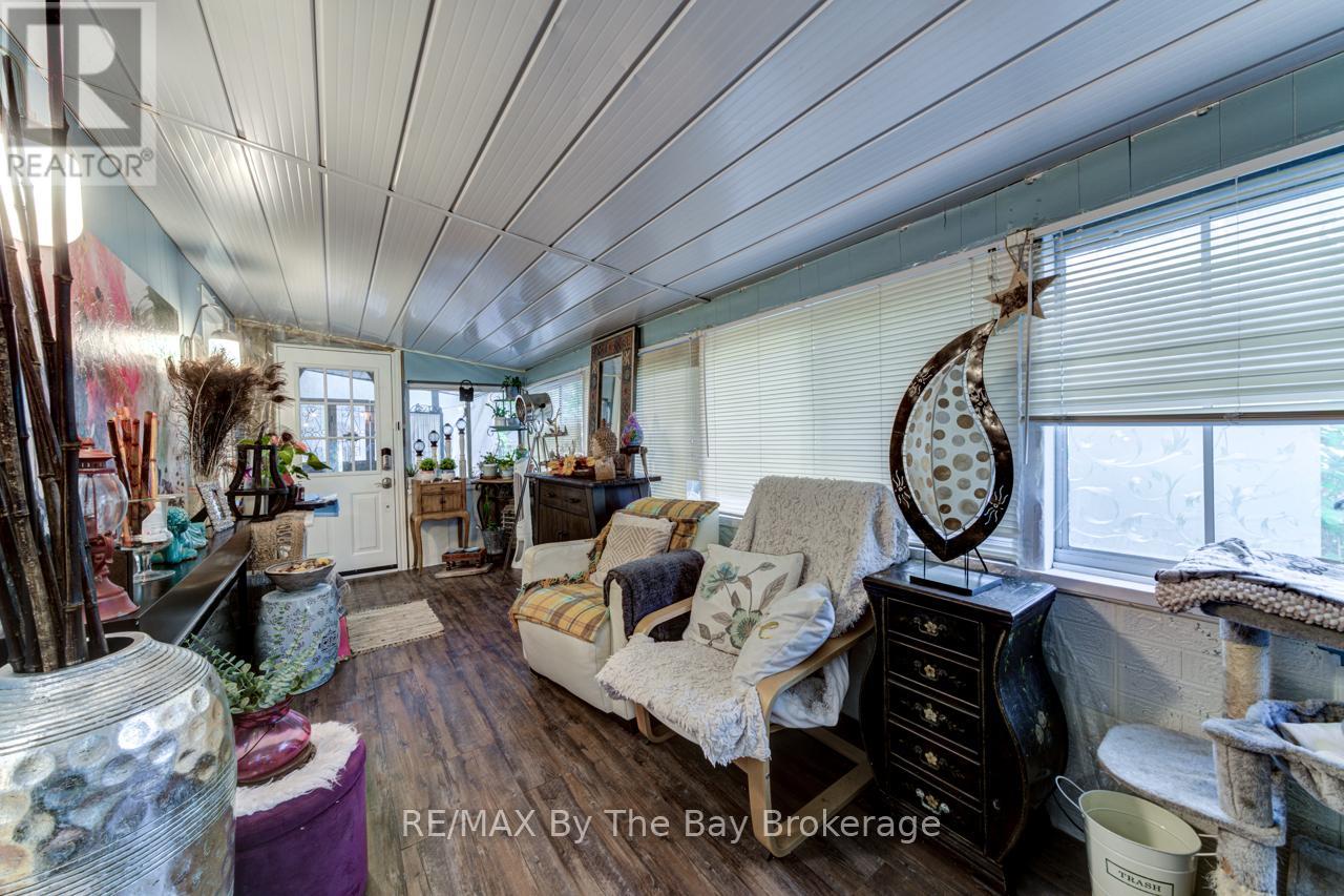 9 Allen Drive N, Wasaga Beach, Ontario  L9Z 1K5 - Photo 12 - S12979168