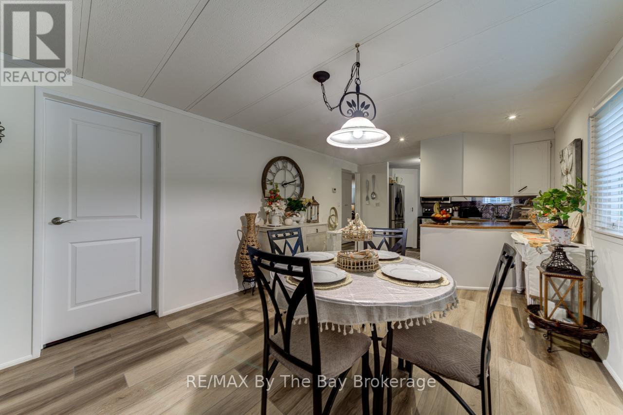 9 Allen Drive N, Wasaga Beach, Ontario  L9Z 1K5 - Photo 25 - S12979168