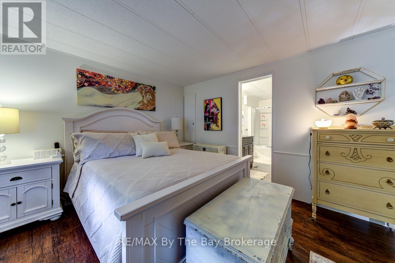 9 Allen Drive N, Wasaga Beach, Ontario  L9Z 1K5 - Photo 28 - S12979168