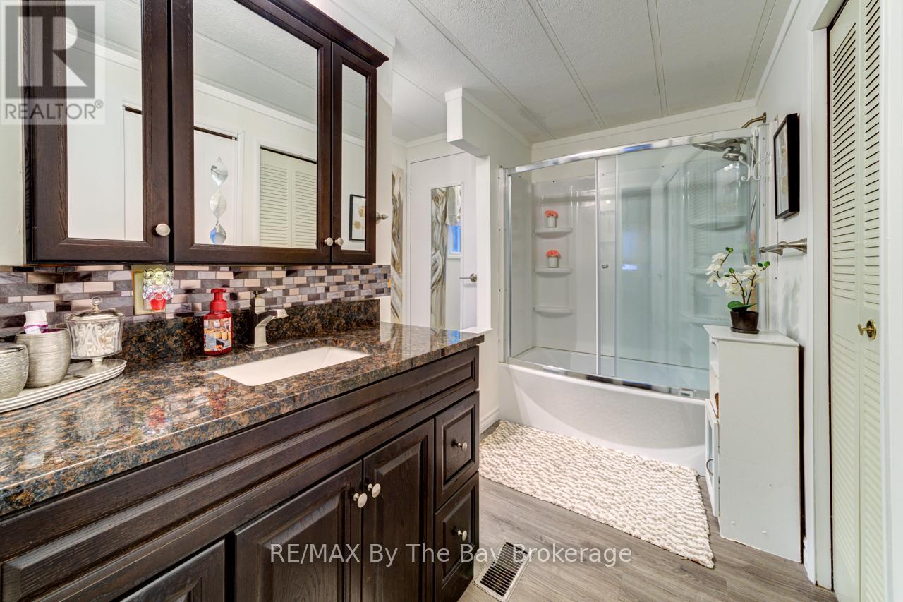 9 Allen Drive N, Wasaga Beach, Ontario  L9Z 1K5 - Photo 29 - S12979168