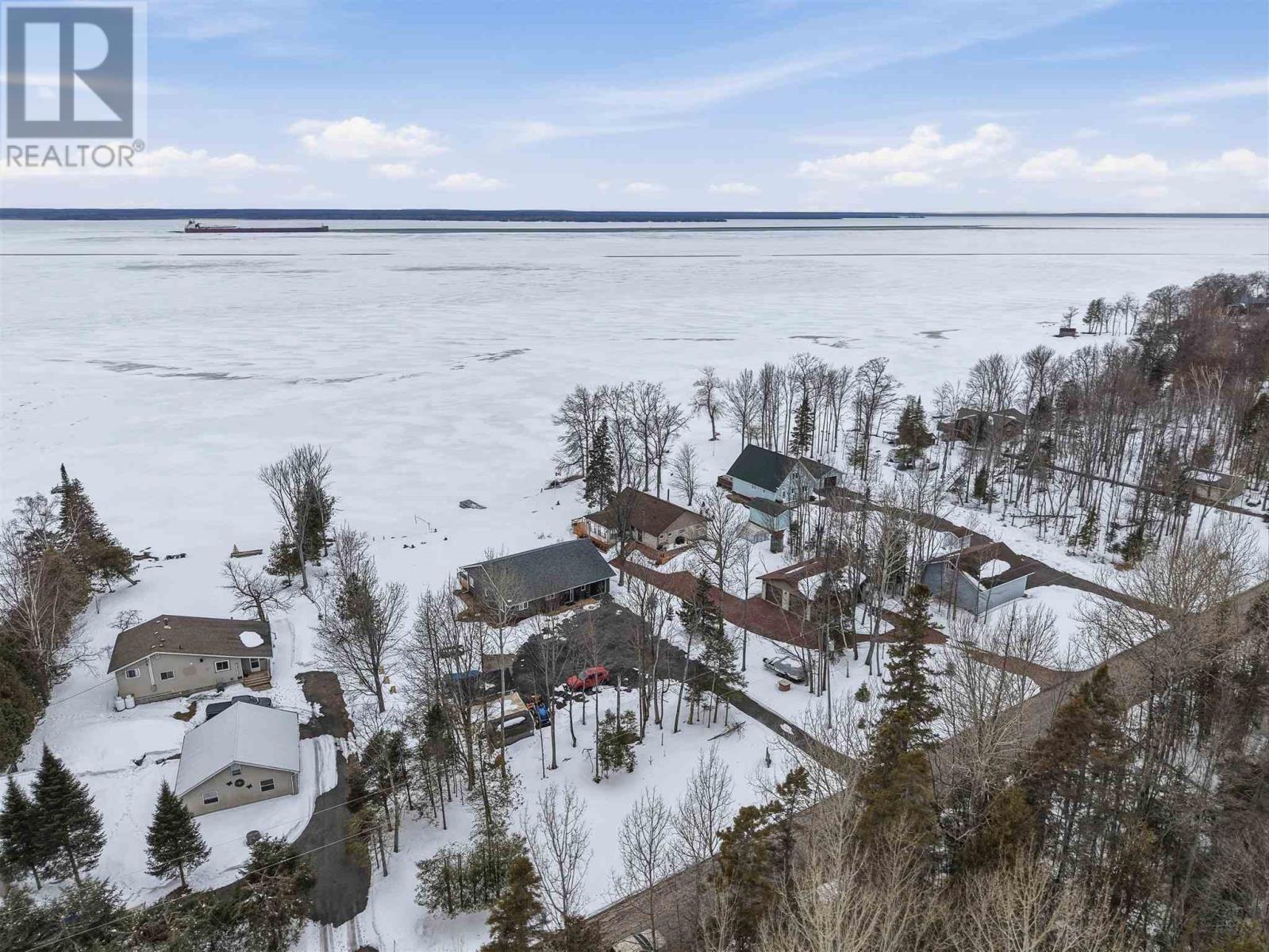 2875 Green St, Richards Landing, Ontario P0R 1J0 - Photo 46 - SM260665