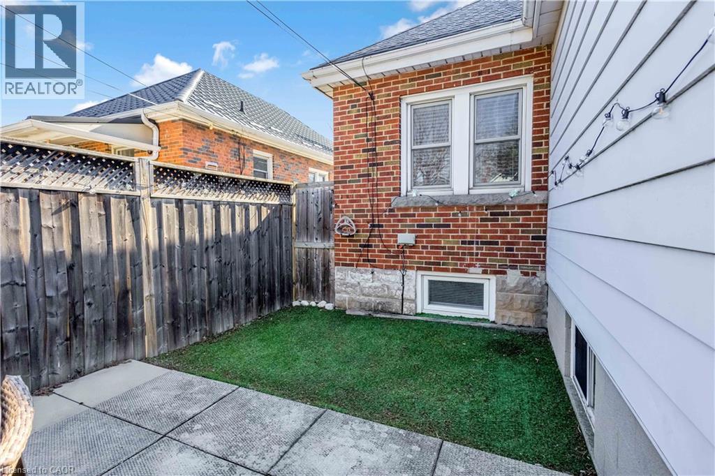 20 Barons Avenue S, Hamilton, Ontario  L8K 2X9 - Photo 32 - 40819374