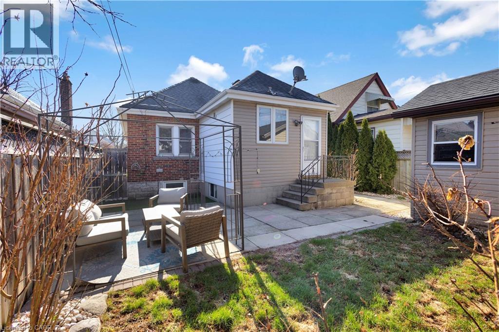 20 Barons Avenue S, Hamilton, Ontario  L8K 2X9 - Photo 34 - 40819374