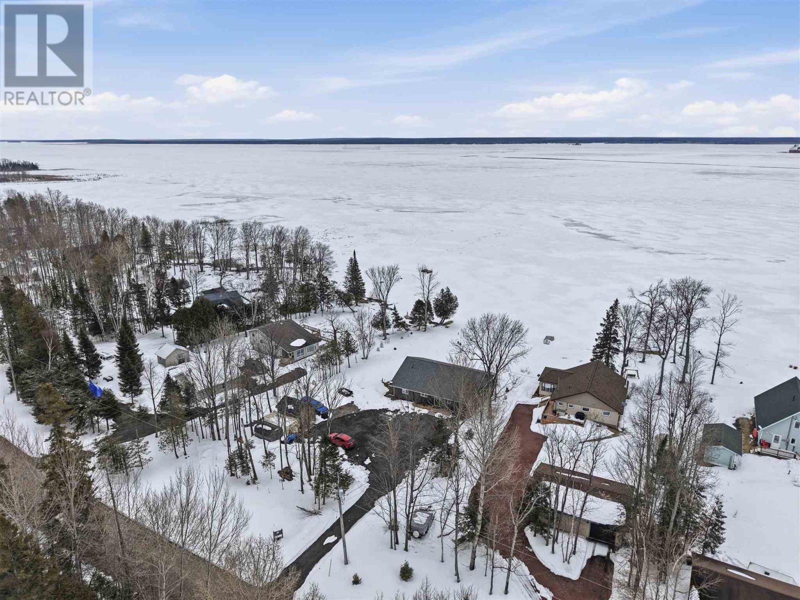 2875 Green St, Richards Landing, Ontario P0R 1J0 - Photo 45 - SM260665