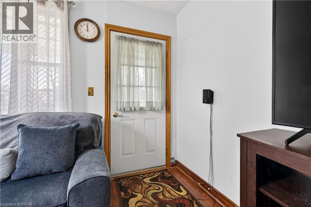 663 Tate Avenue, Hamilton, Ontario  L8H 6L5 - Photo 7 - 40819346