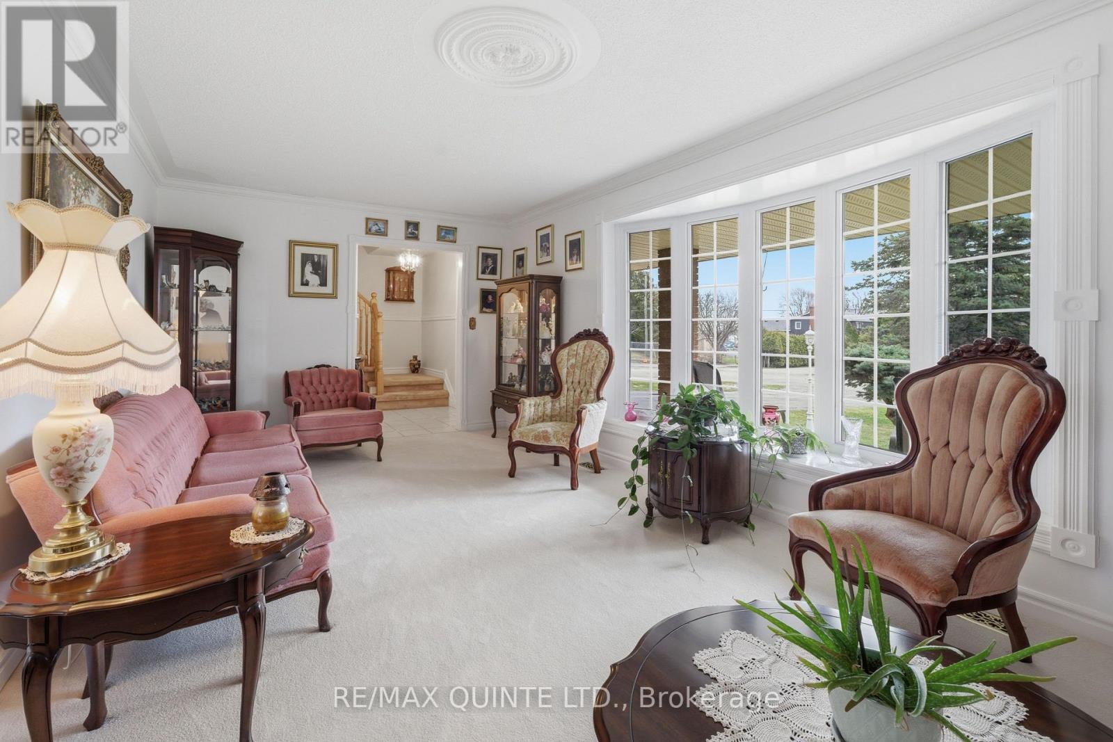 19 Country Club Drive, Quinte West, Ontario  K8R 1B4 - Photo 6 - X12978928