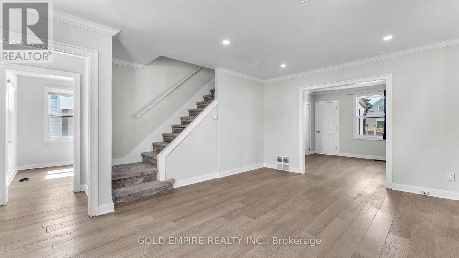 429 Saul Street, London East, Ontario  N5W 4T4 - Photo 3 - X12978952