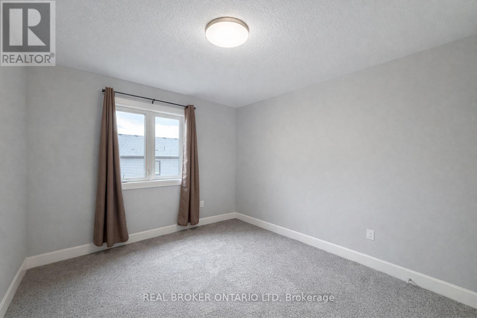 32 - 499 Sophia Crescent, London North, Ontario  N6G 0X9 - Photo 9 - X12979176