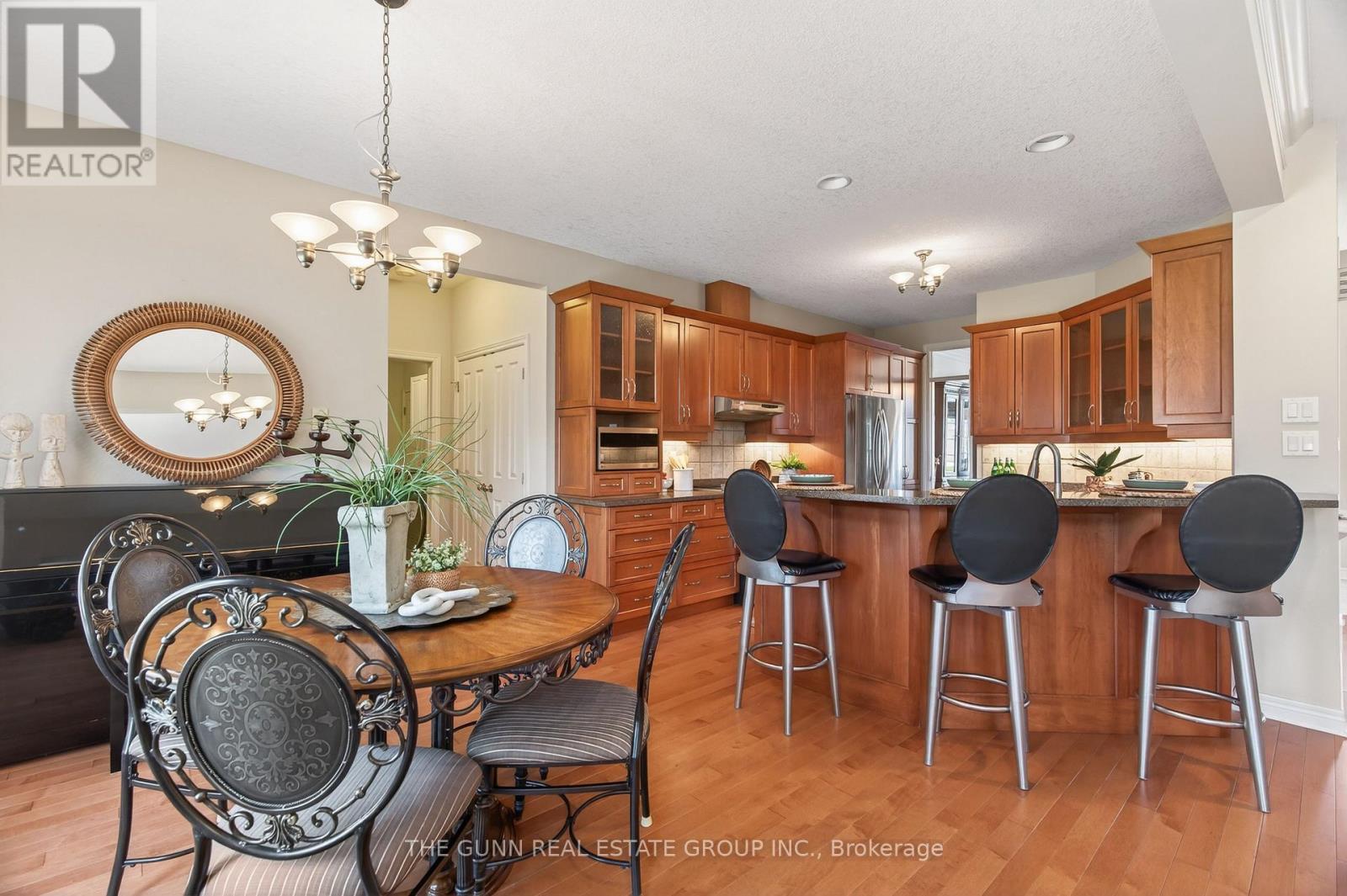 1729 Riverbend Road, London South, Ontario  N6K 0A5 - Photo 23 - X12979236