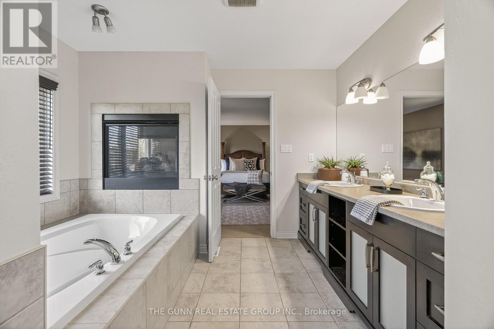 1729 Riverbend Road, London South, Ontario  N6K 0A5 - Photo 43 - X12979236