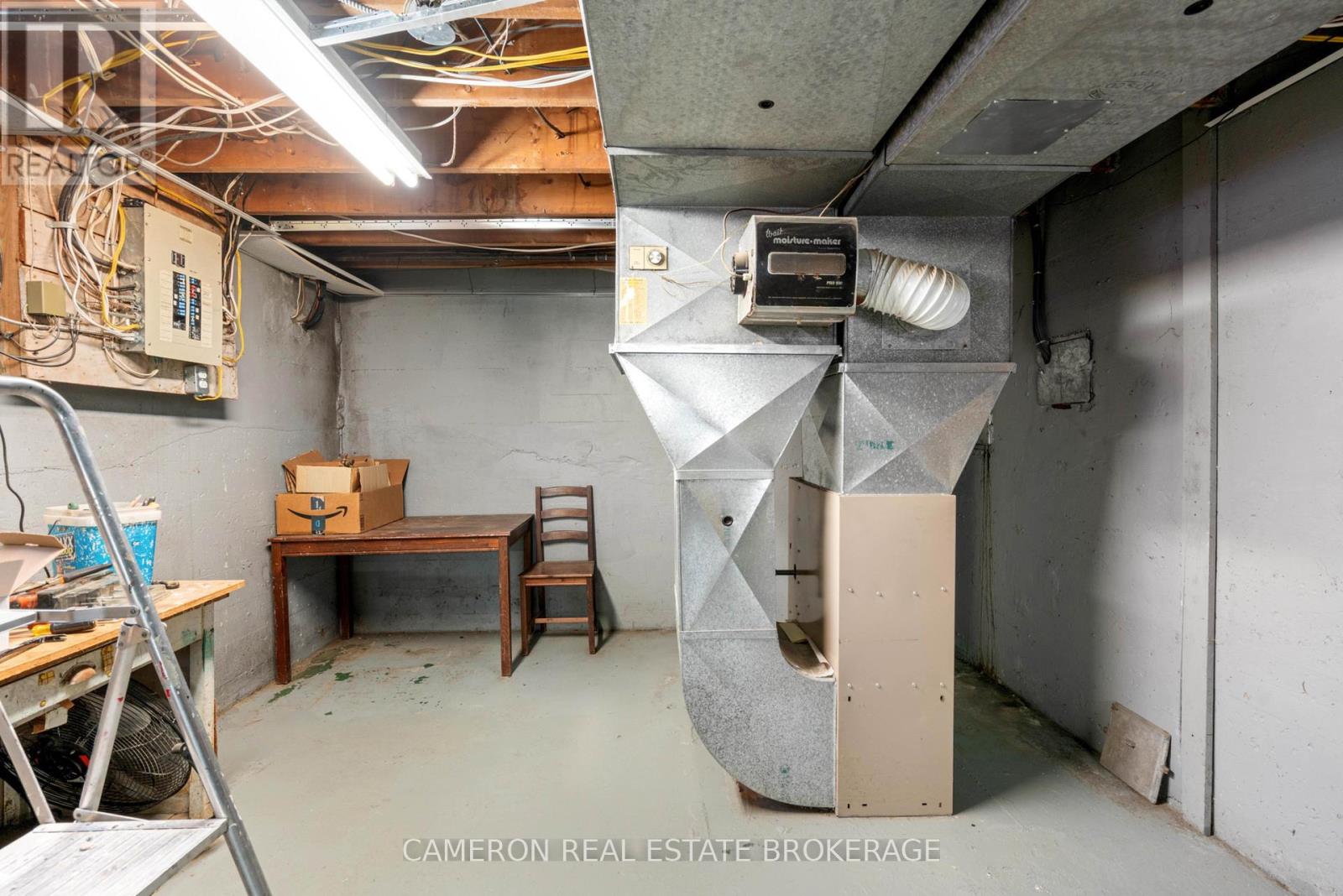 310 Westmoreland Avenue, Cornwall, Ontario  K6J 2G9 - Photo 13 - X12979044