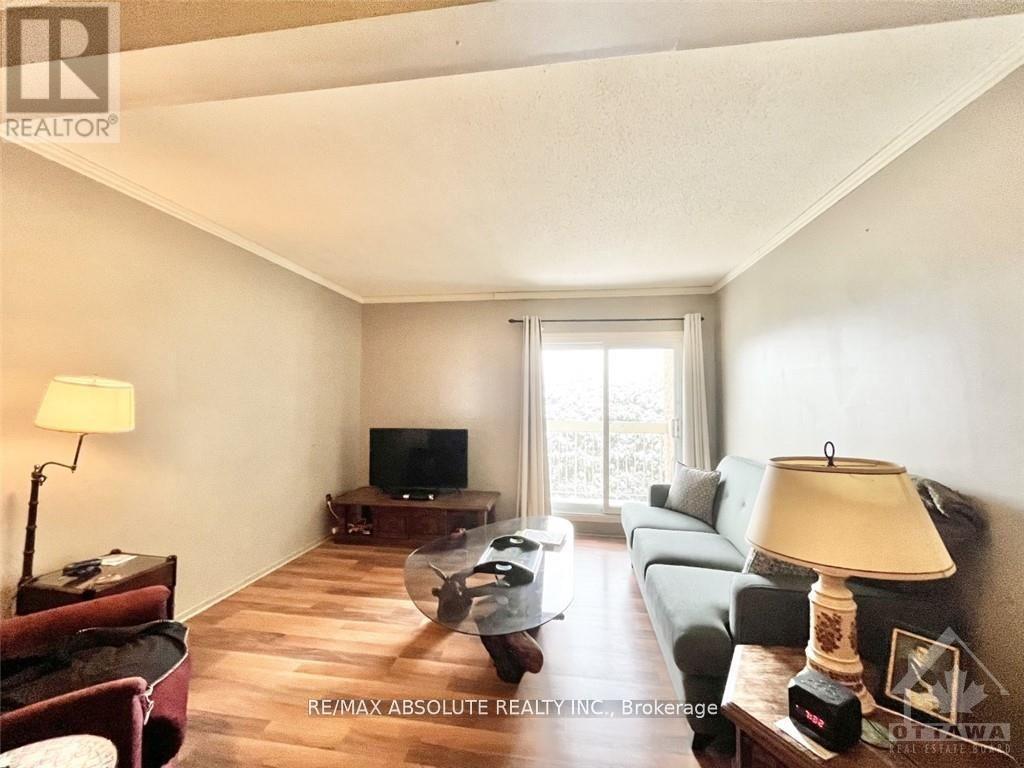 203 - 190 Elgin Street W, Arnprior, Ontario  K7S 1P1 - Photo 11 - X12978964