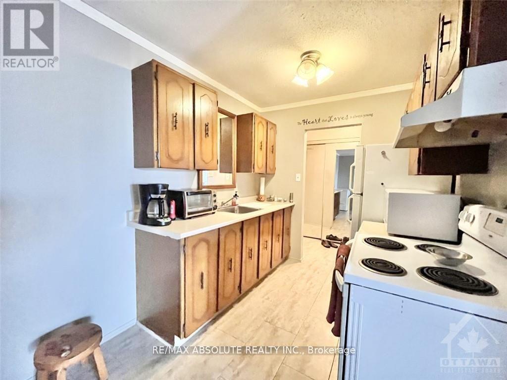 203 - 190 Elgin Street W, Arnprior, Ontario  K7S 1P1 - Photo 5 - X12978964