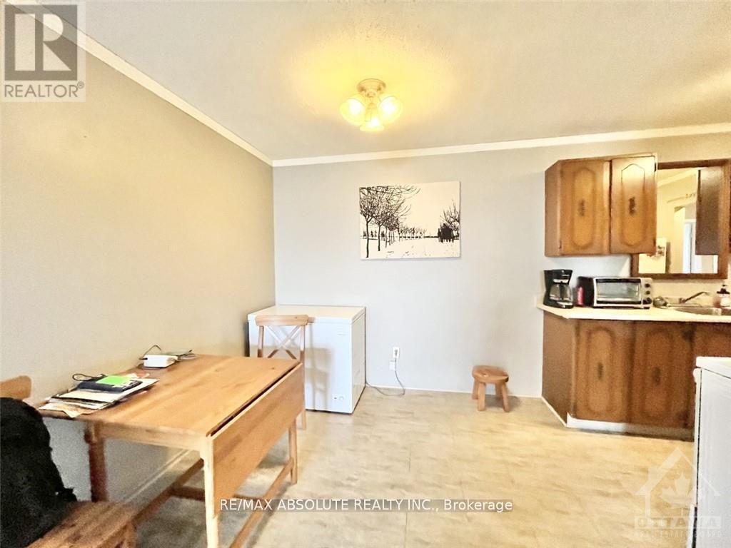 203 - 190 Elgin Street W, Arnprior, Ontario  K7S 1P1 - Photo 6 - X12978964