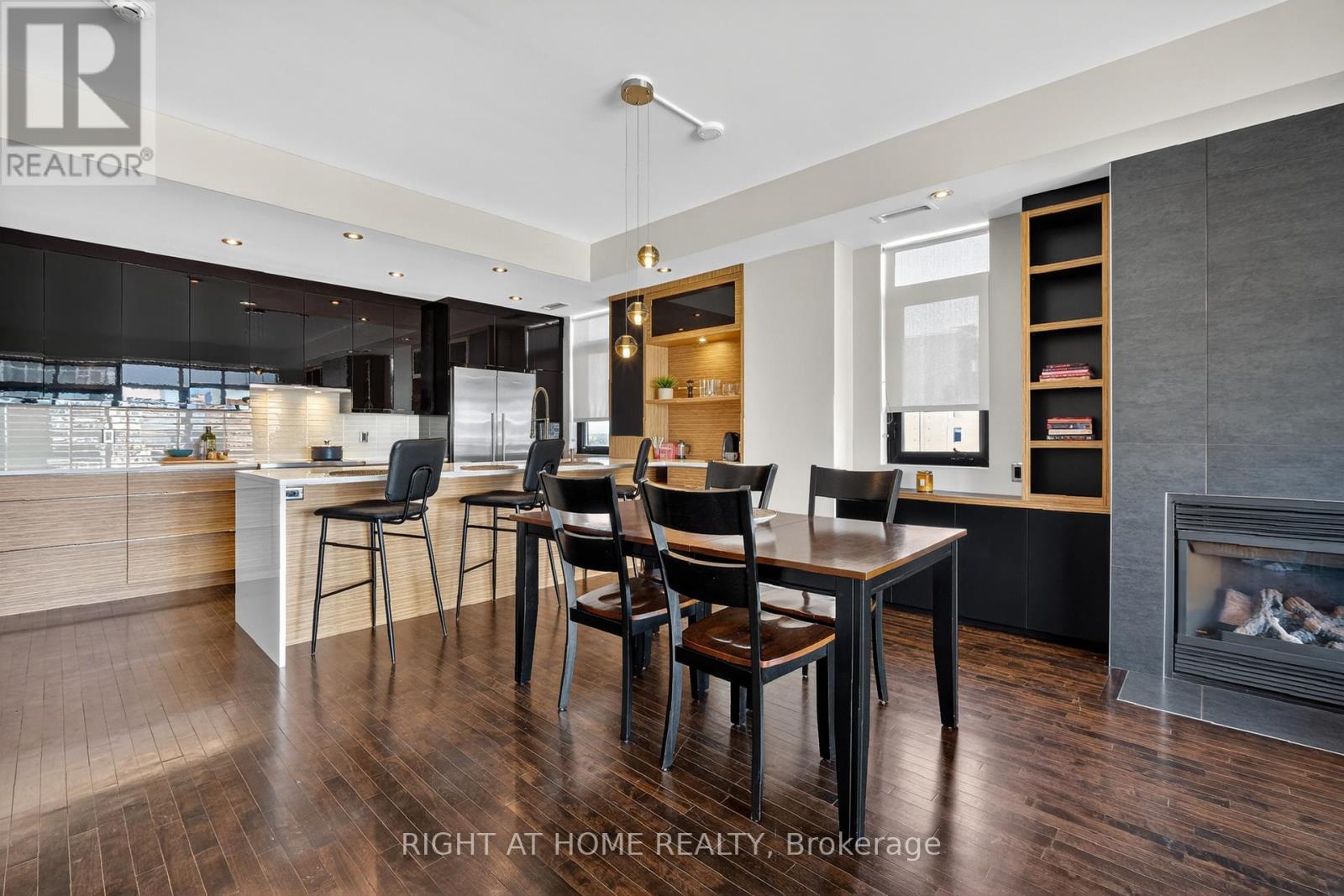 901 - 374 Cooper Street, Ottawa, Ontario K2P 2P4 - Photo 13 - X12979060