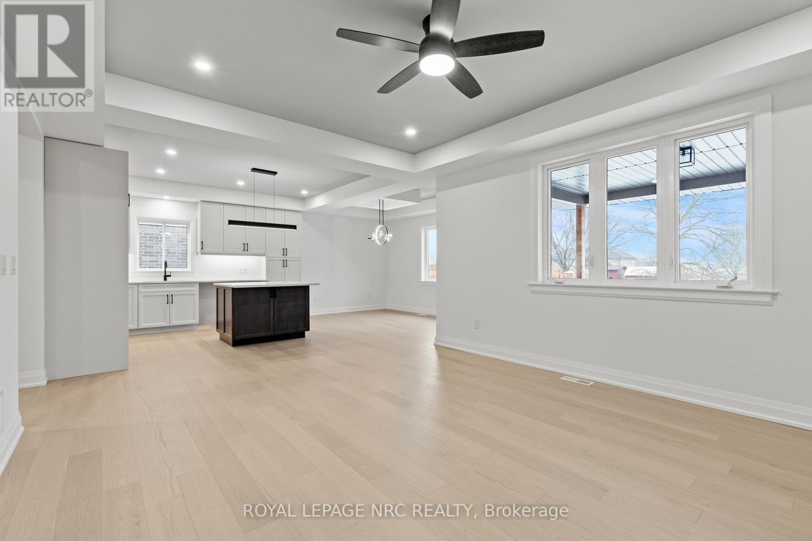 4705 Lee Avenue, Niagara Falls, Ontario  L2H 1M7 - Photo 7 - X12979020