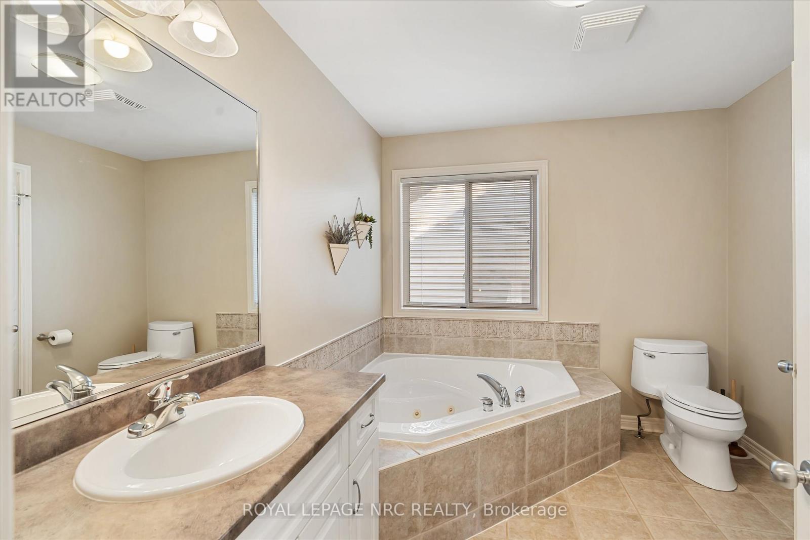 30 Briarwood Drive, St. Catharines, Ontario  L2S 4A7 - Photo 21 - X12979066