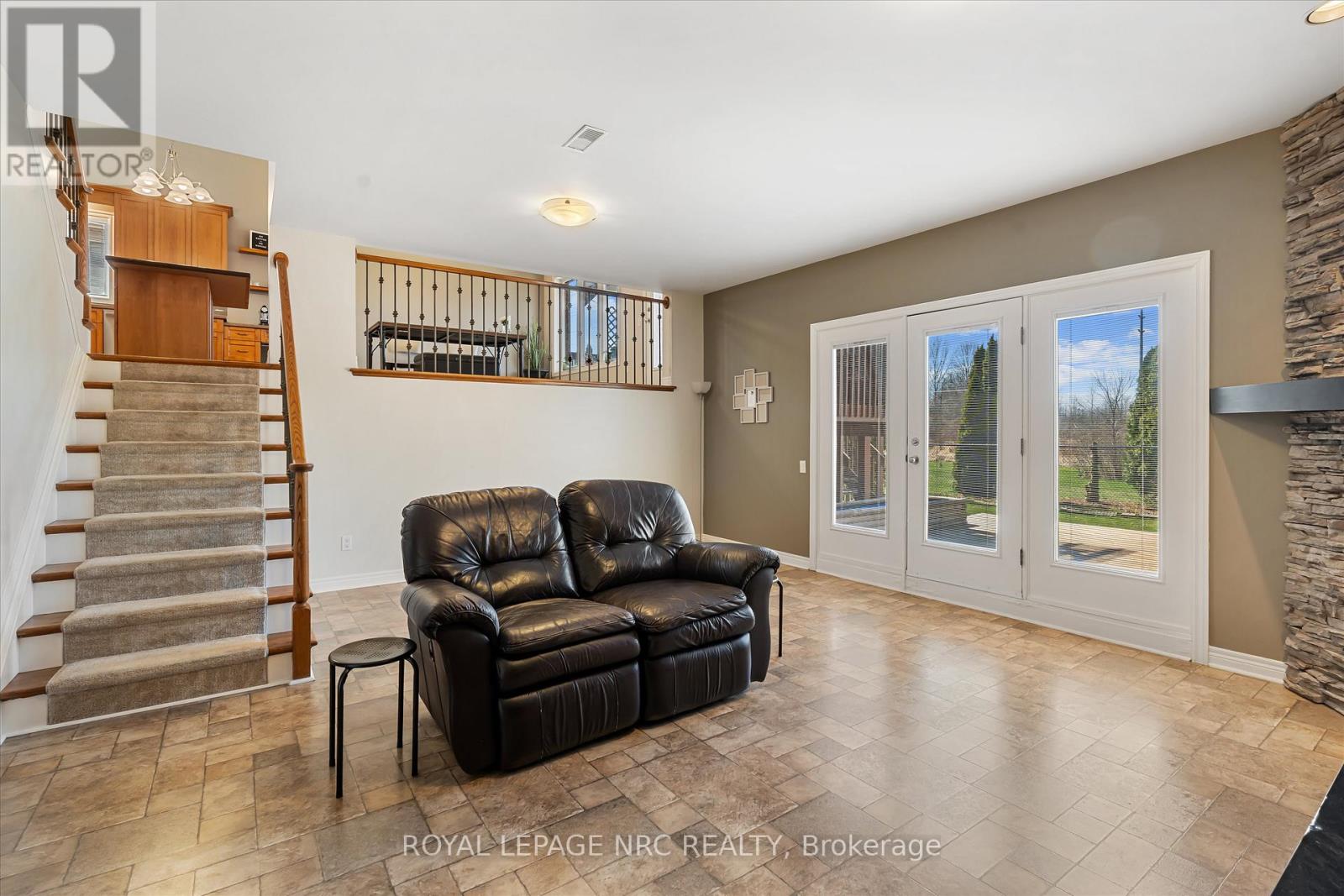 30 Briarwood Drive, St. Catharines, Ontario  L2S 4A7 - Photo 24 - X12979066