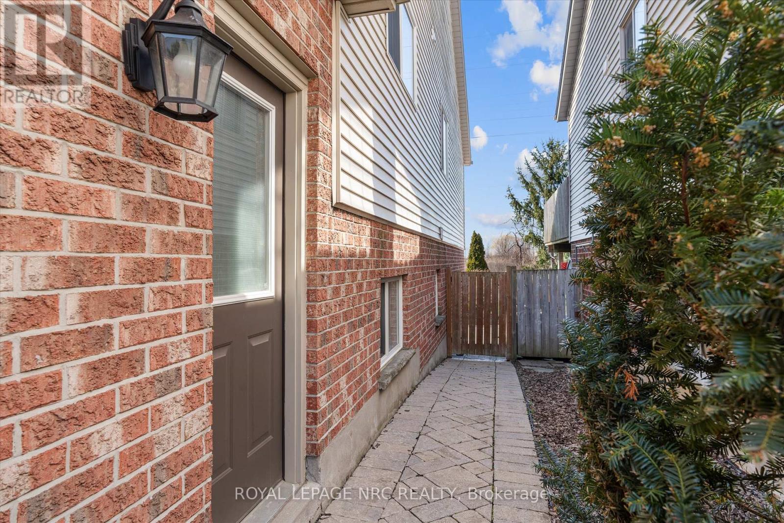 30 Briarwood Drive, St. Catharines, Ontario  L2S 4A7 - Photo 31 - X12979066
