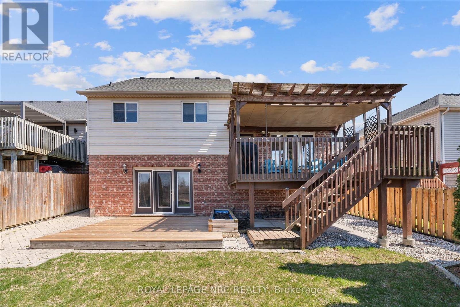 30 Briarwood Drive, St. Catharines, Ontario  L2S 4A7 - Photo 33 - X12979066