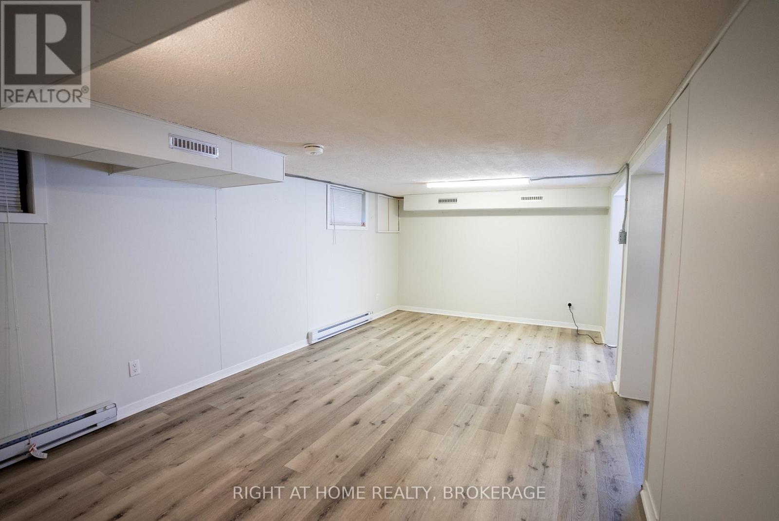 57 Edgar Street, Welland, Ontario  L3C 1S6 - Photo 33 - X12979180