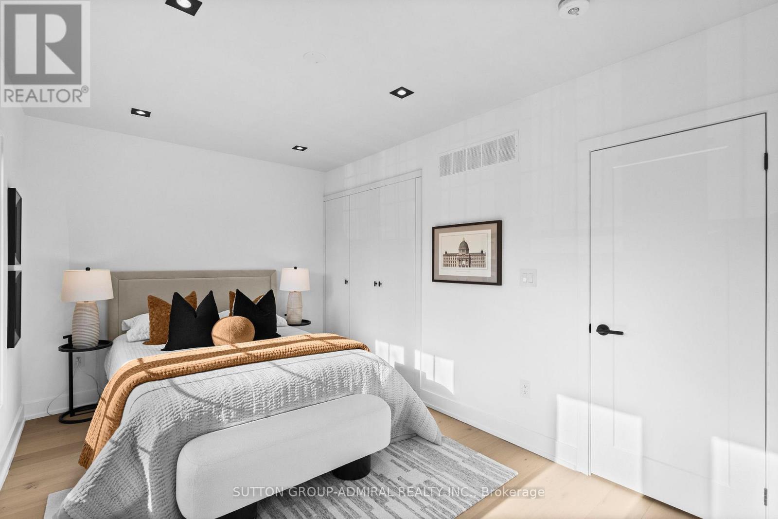 25 Coolmine Road, Toronto (Little Portugal), Ontario  M6J 3G1 - Photo 33 - C12978416