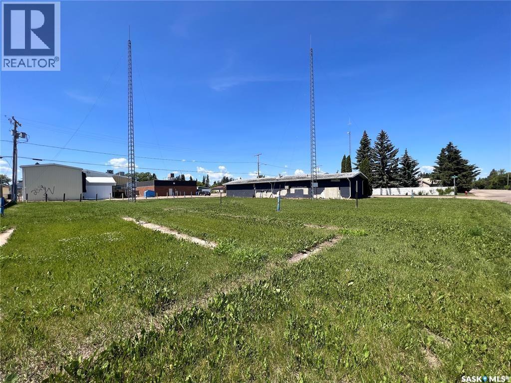 402 Hill Avenue, Cut Knife, Saskatchewan  S9A 0N0 - Photo 7 - SK032504