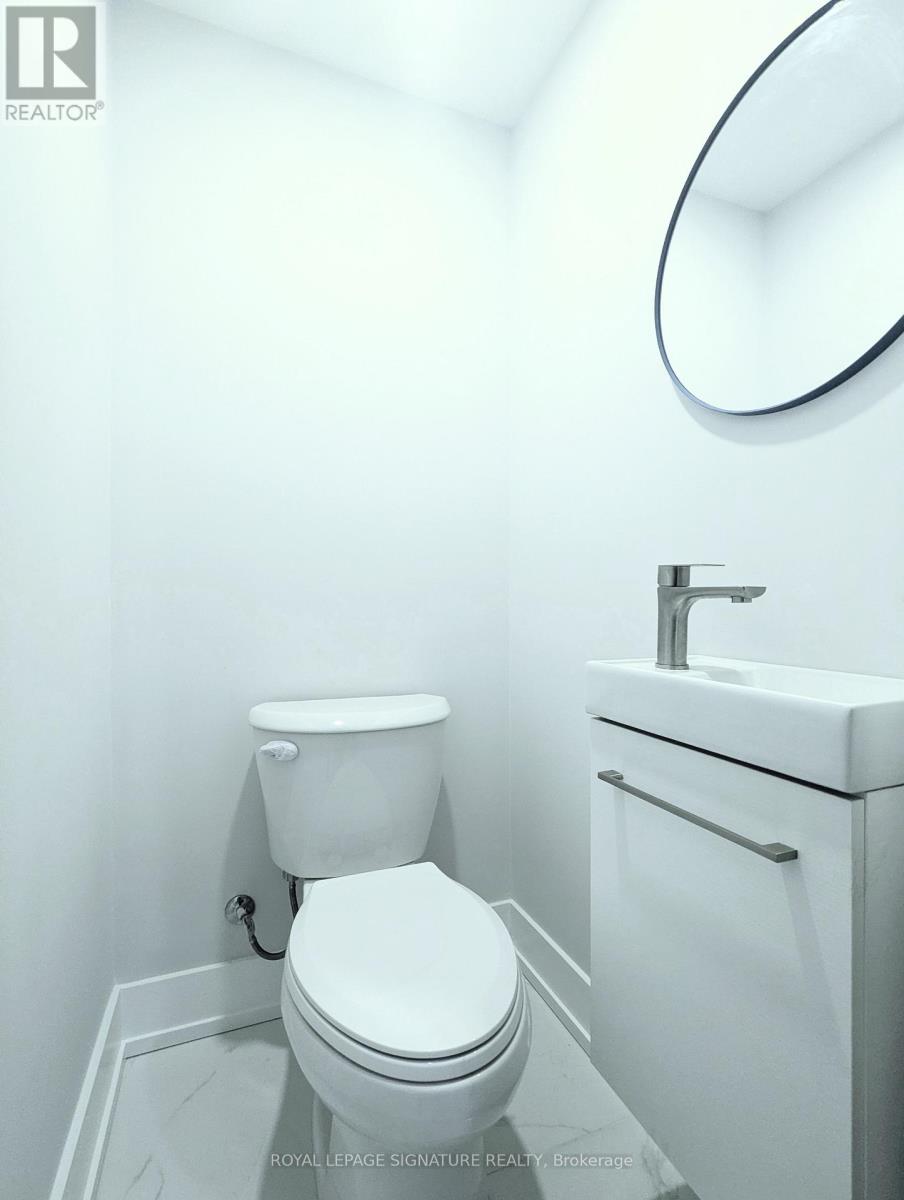 2 - 28 Leduc Drive, Toronto, Ontario  M9W 2A7 - Photo 13 - W12945024