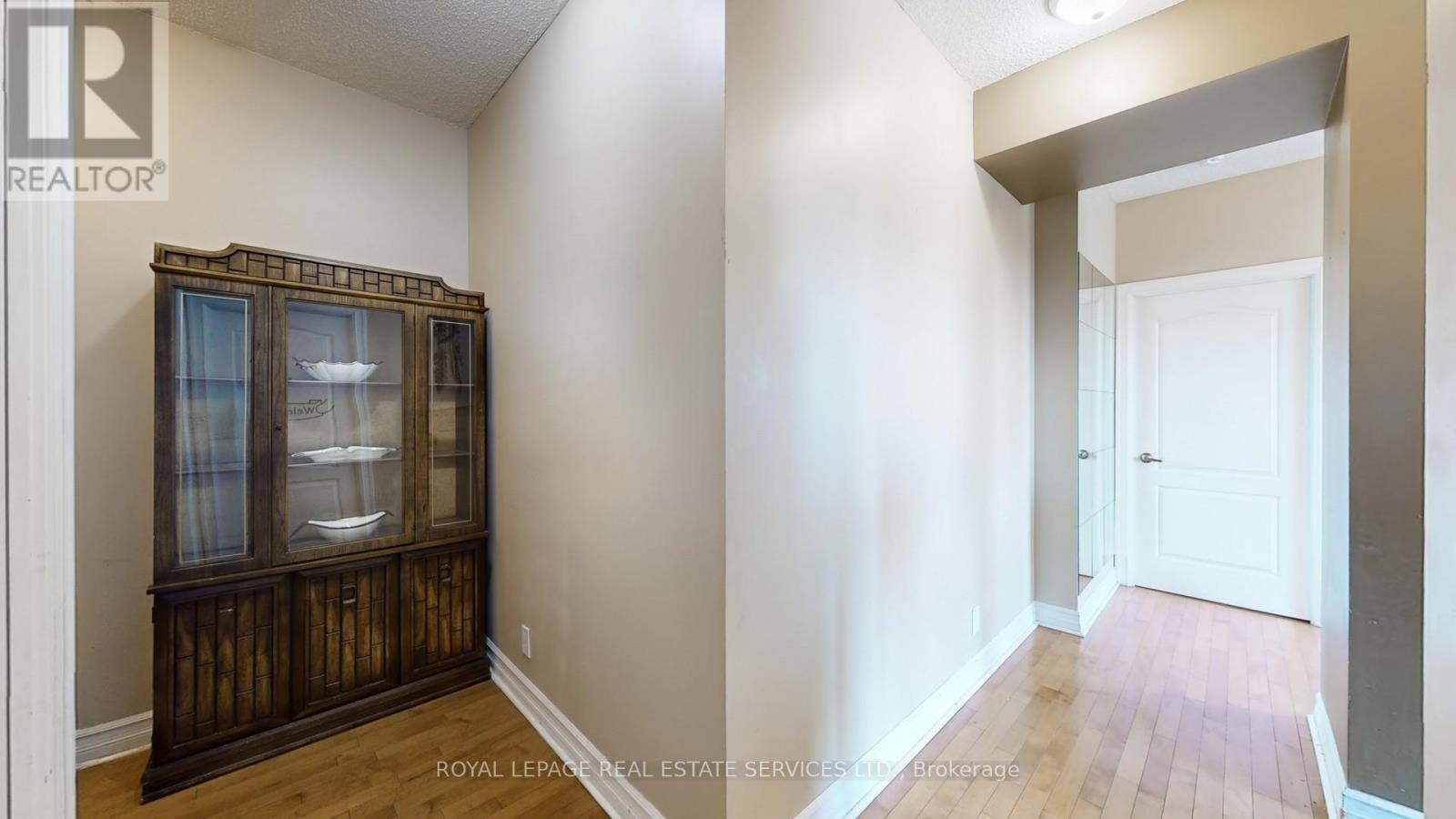 2505 - 1 Elm Drive W, Mississauga, Ontario  L5B 3C2 - Photo 26 - W12978494